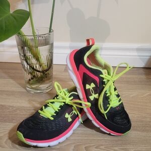 Under Armour Women's Black and Pink Running Shoes